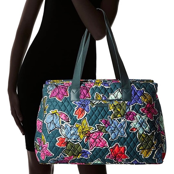 Triple compartment travel bag vera bradley Clearance